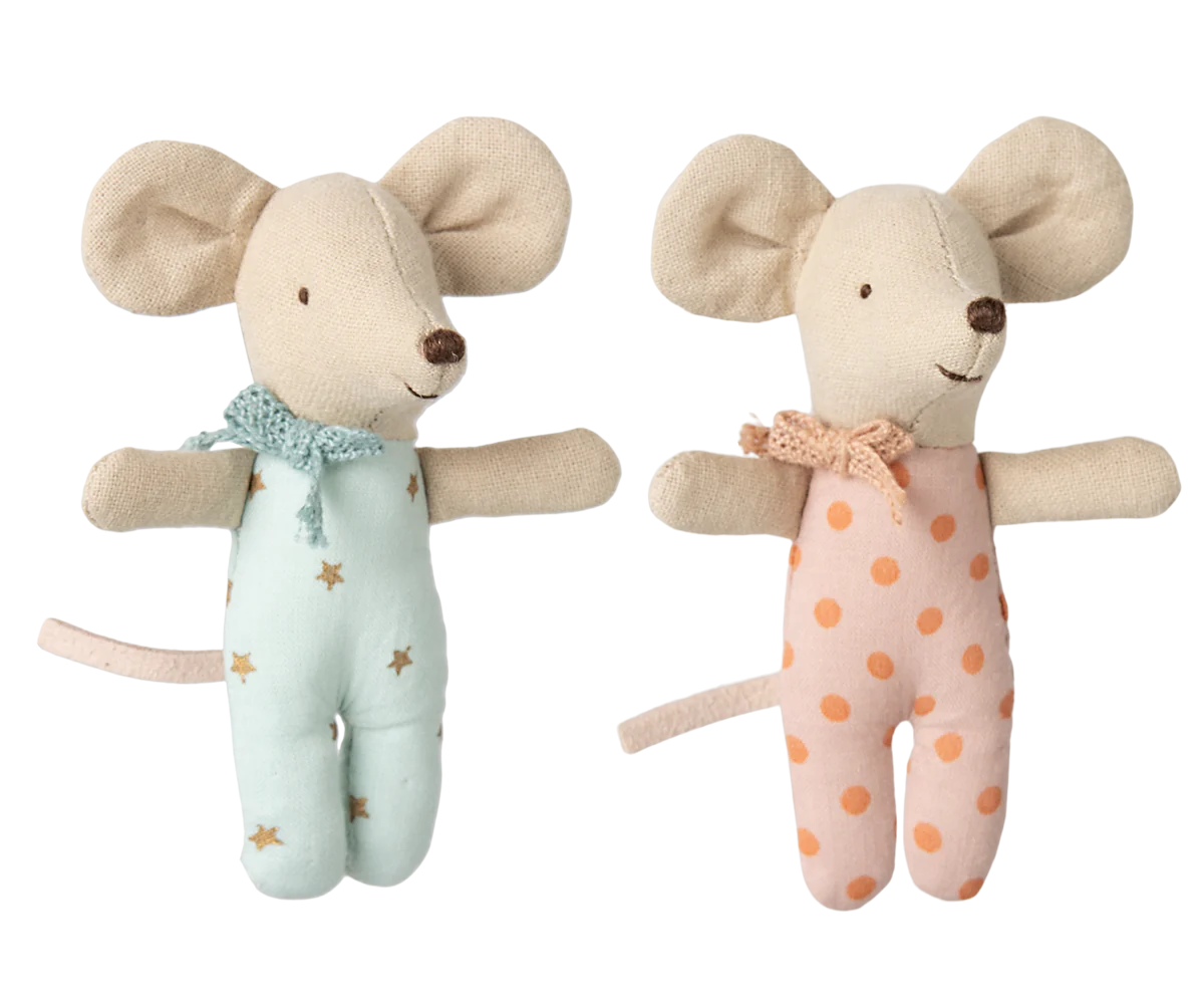 TWINS- BABY MICE IN MATCHBOX
