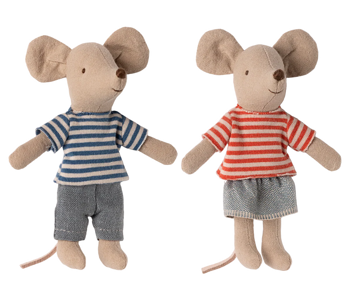LOUIMAX AND STELLA -LITTLE BROTHER AND SITER