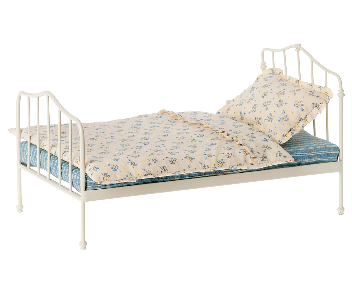 BED MINIATURE BLUE
