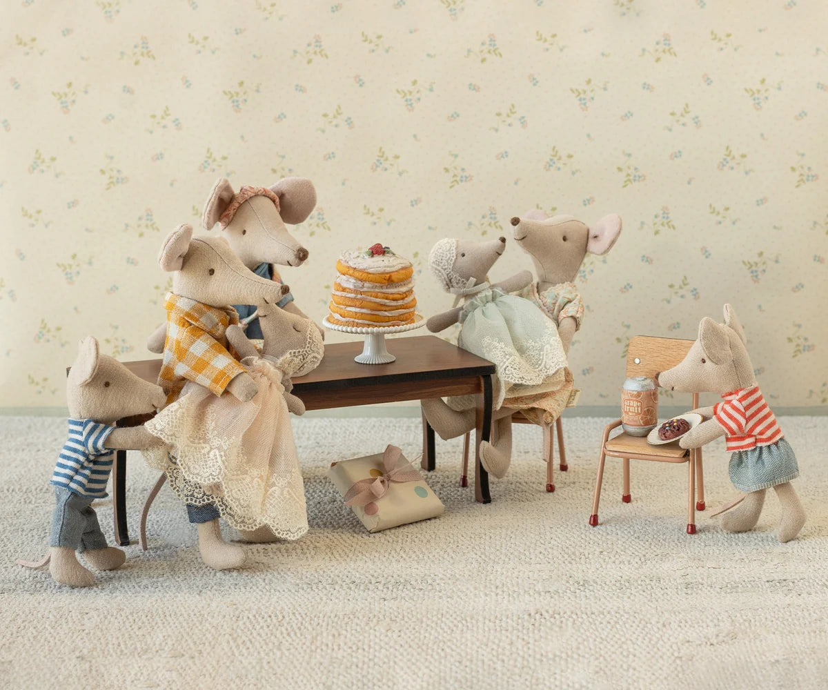 BABY MOUSE IN GOWN MINT