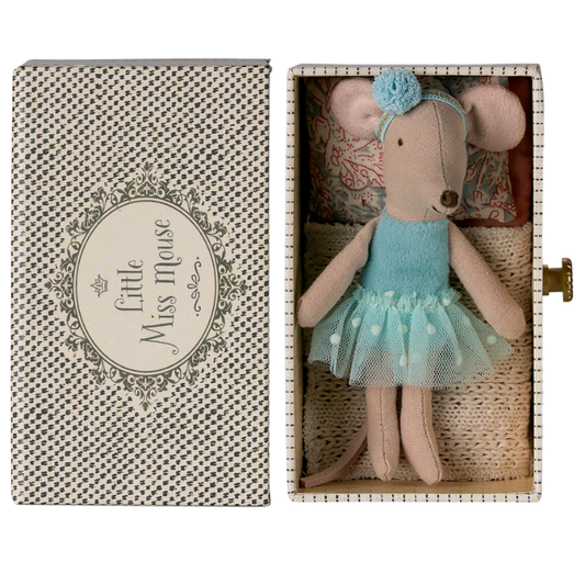 DANCE MOUSE IN DAYBED-LITTLE SISTER