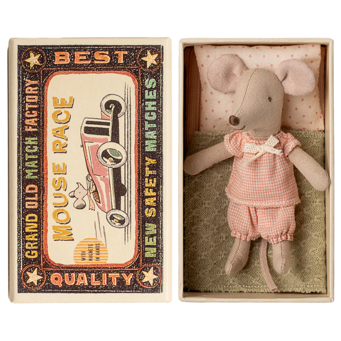 LITTLE SISTER MOUSE IN MATCHBOX