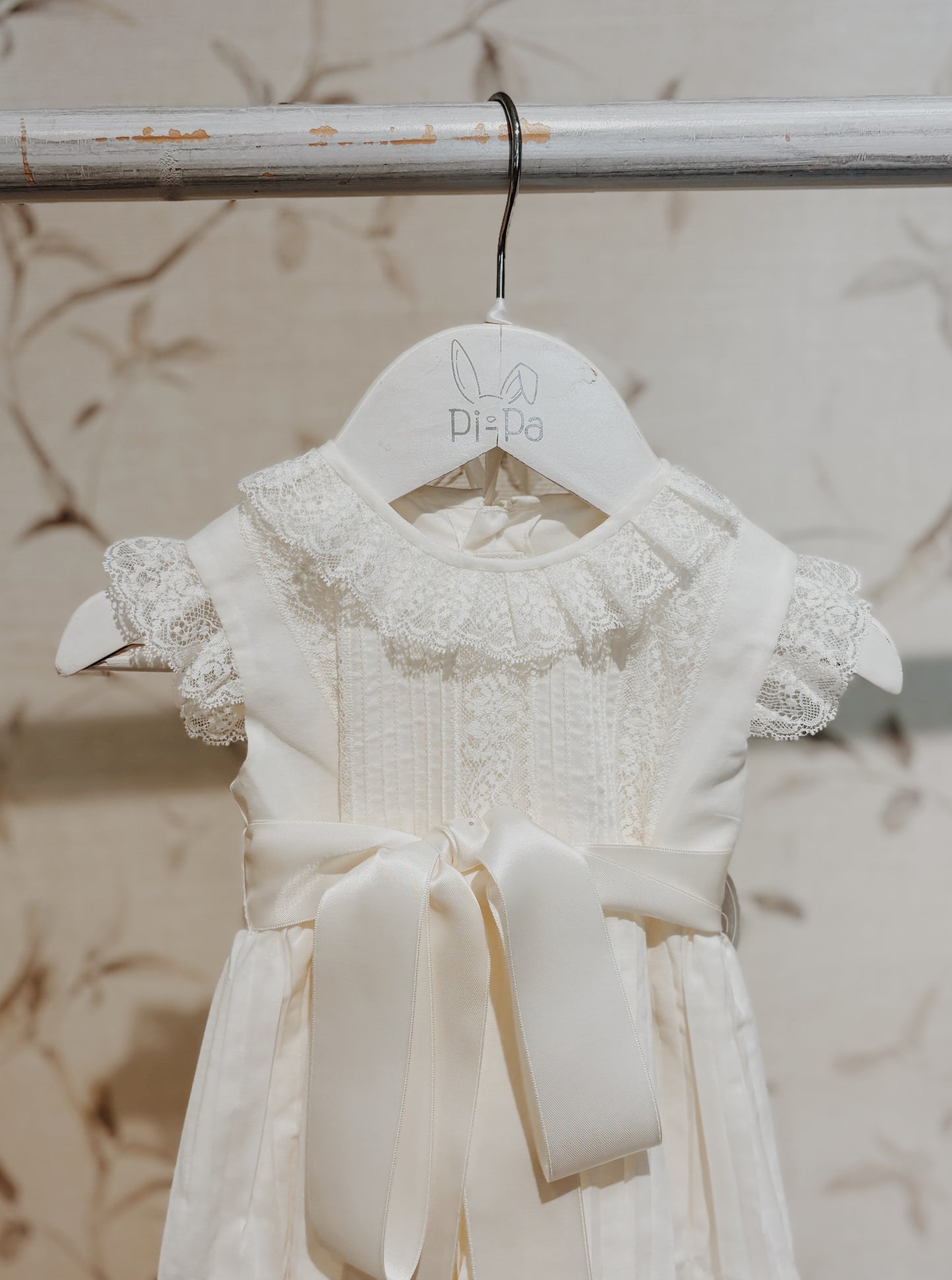 244500C FALDON BAT VAL DOBLE CRUDO CON GORRITO